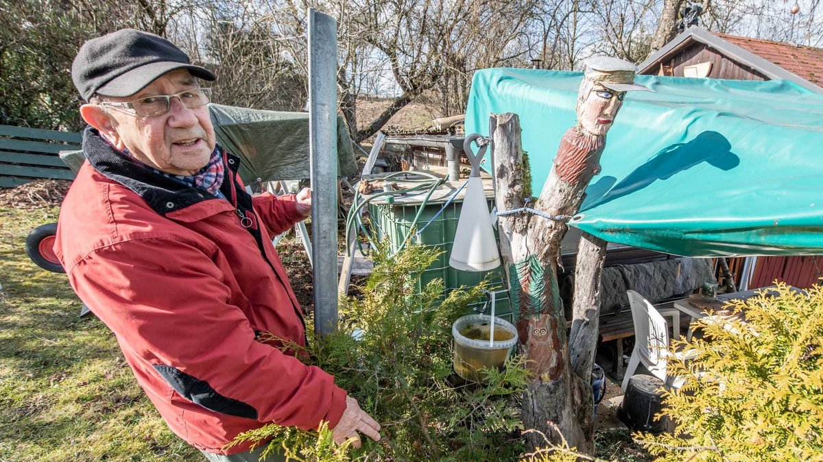 Pächter Norbert Gunkel auf seinem alten Grundstück. Foto: Jens Volle