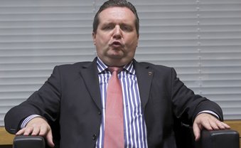 Exorzismus und Kumpanei