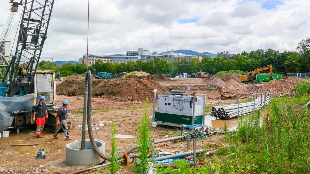 Blick aufs aktuelle Baustellengeschehen.