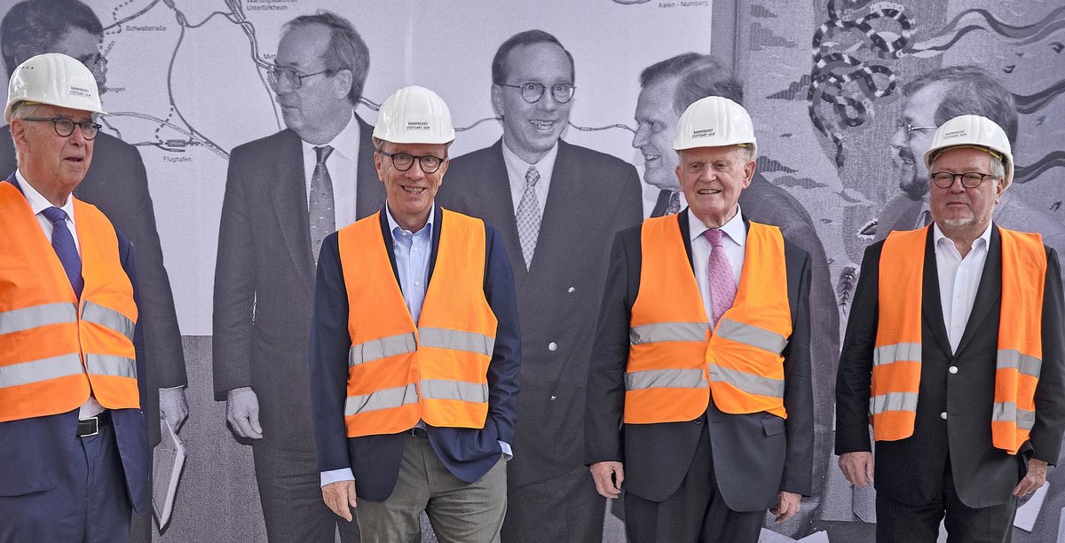 Sie waren von Anfang an dabei: Heinz Dürr, Matthias Wissmann, Erwin Teufel und Hermann Schaufler im Jahr 2019, ein Vierteljahrhundert nach der Präsentation der Projektidee Stuttgart 21. Fotos: Joachim E. Röttgers