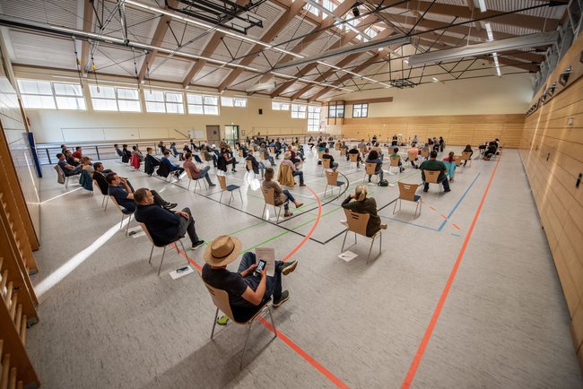 Bei der letzten Ratssitzung in der Gemeindehalle.