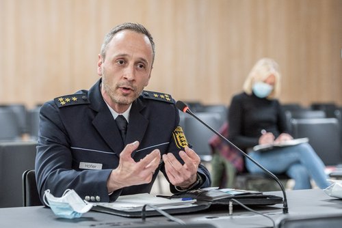 Einsatzleiter Carsten Höfler findet es unseriös, vorab zu "Querdenker"-Demos zu recherchieren.