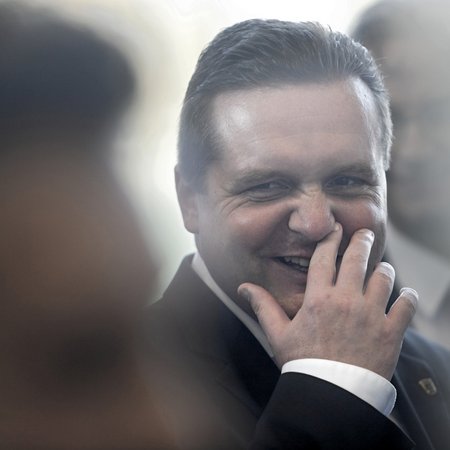 Stefan Mappus, von 2004 bis 2005 Verkehrsminister und von 2010 bis 2011 Ministerpräsident von Baden-Württemberg. Foto von 2010: Joachim E. Röttgers Stefan Mappus, von 2004 bis 2005 Verkehrsminister und von 2010 bis 2011 Ministerpräsident von Baden-Württemberg. Foto von 2010: Joachim E. Röttgers