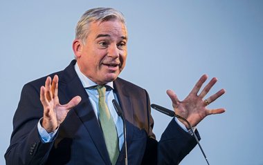 Strobl meint, ihm seien die Hände gebunden. Von wegen.