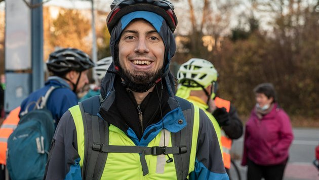 Joachim Schleicher vom ADFC freut sich, dass für die Mobilitätswende so viele auf die Straße gehen. Joachim Schleicher vom ADFC freut sich, dass für die Mobilitätswende so viele auf die Straße gehen.