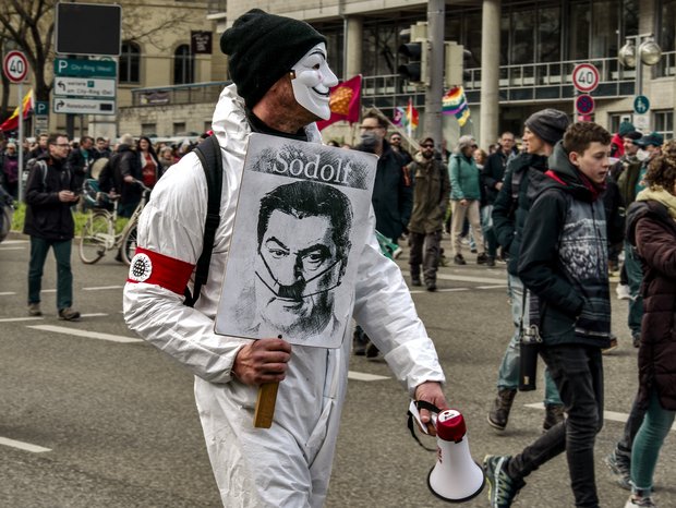 Was macht er, wenn die Pandemie vorbei ist? Stuttgart im April. Foto: Martin Storz Was macht er, wenn die Pandemie vorbei ist? Stuttgart im April. Foto: Martin Storz