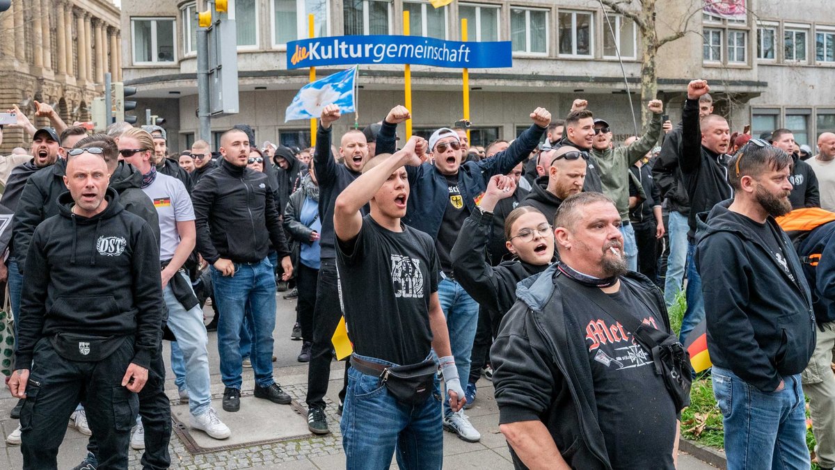 Stolze deutsche Kulturgemeinschaft.