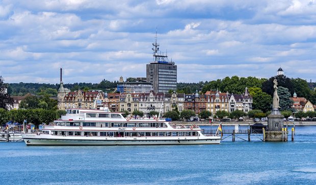 Linienschiff im Konstanzer Hafen: Verkauft die Stadt ihre Seele?