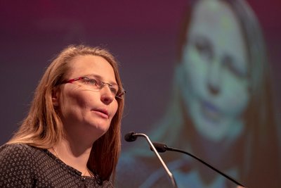 Weniger Willy-Brandt-Zitate und für die SPD eine "ganzheitliche Erzählung" wünscht sich Stephanie Bernickel.