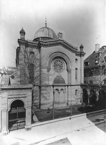 Stuttgarts alte Synagoge von 1861, in der Reichspogromnacht zerstört. Foto: Stadtarchiv Stuttgart  Stuttgarts alte Synagoge von 1861, in der Reichspogromnacht zerstört. Foto: Stadtarchiv Stuttgart