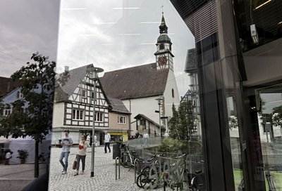 Die "Konstantin und Helena Kirche" der griechisch-orthodoxen Gemeinde in der Waiblinger Fußgängerzone.