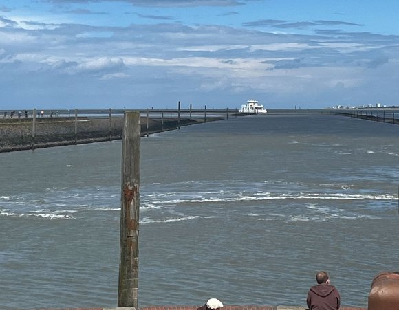 Die Luft tut gut. Sie tröstet dich, wenn du die Nase voll hast vom Rest der Welt.