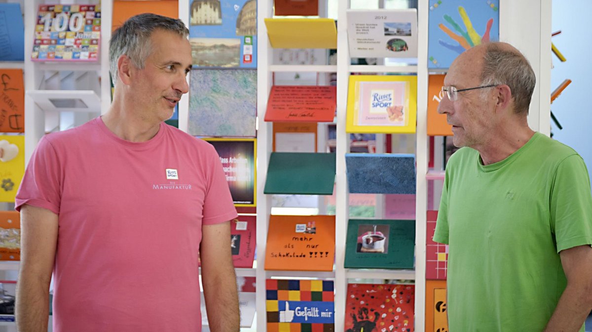 Alles so schön bunt hier: Andreas Ronken im Gespräch mit Stefan Siller (rechts). Foto: Joachim E. Röttgers