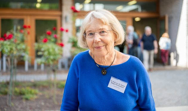 Friedenslogik bedeute nicht, allen ihre Waffen wegzunehmen, sagt Friedens- und Konfliktforscherin Hanne-Margret Birckenbach in Stuttgart. Foto: Jens Volle