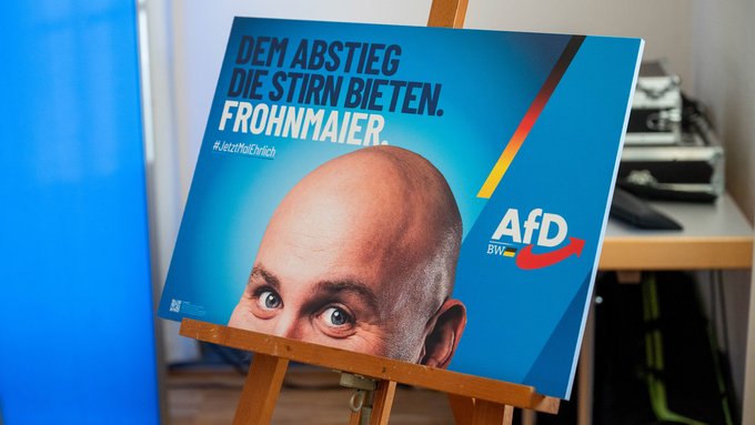 AfD-Wahlplakat. Bester Wahlkämpfer der AfD sei Friedrich Merz, sagt Frohnmaier.