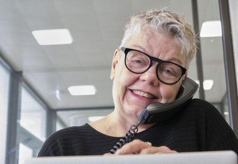 Was sie antreibt? Die Neugierde, die Philanthropie, die Lust am schnellen, seriösen Erfassen, schreibt Johanna Henkel-Waidhofer. Foto: Joachim E. Röttgers