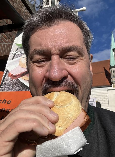 "#söderisst halt nun mal nicht vegan" – der CSU-Ministerpräsident wärmt seinen Leberkäs' immer wieder auf. Screenshot: Facebook