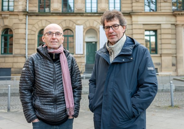 Die Fotografen Kai Loges und Andreas Langen (von links). Foto: Jens Volle