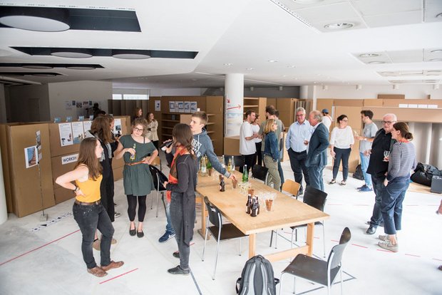 Volle Hütte bei der Finissage am 14. Juni.