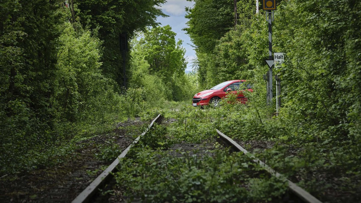 Bleibt unsaniert: Bahnlinie zwischen Ludwigsburg und Markgröningen bei Asperg. Foto: Joachim E. Röttgers