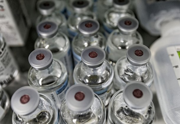 Tückisch wird's, wenn ein Ministerium gegen die Impfdosenspenden interveniert. 