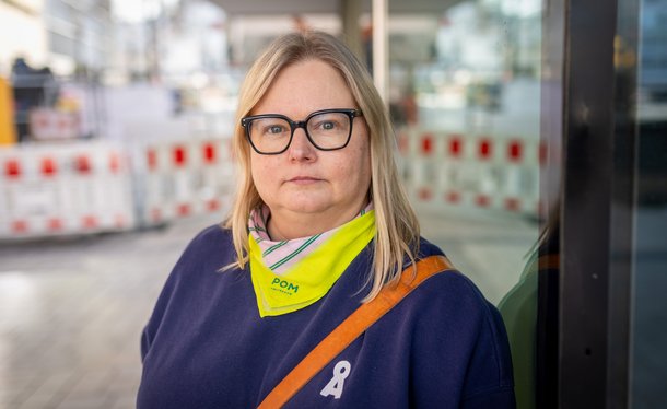 Stephanie Palm sagt über den Schulbesuch ihres Sohnes Philipp, ohne Begleitung habe seine Anwesenheit "nichts mit Lernen zu tun". Foto: Julian Rettig