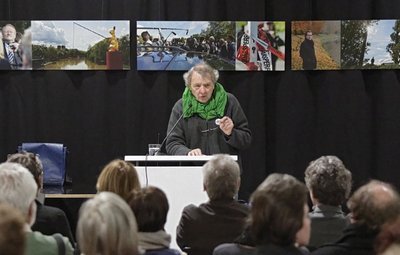 Peter Grohmann schießt zum Glück nur mit Worten.