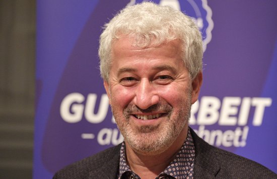 Dem Betriebsratsvorsitzenden Janusz Eichendorff kürzt Hymer das Gehalt. Foto: Joachim E. Röttgers Dem Betriebsratsvorsitzenden Janusz Eichendorff kürzt Hymer das Gehalt. Foto: Joachim E. Röttgers