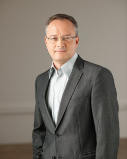 Zugemüllt mit Schmäh-Mails: Baden-Württembergs Kultusminister Andreas Stoch. Foto: SPD