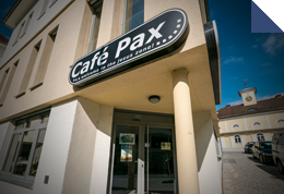 Café Pax von außen