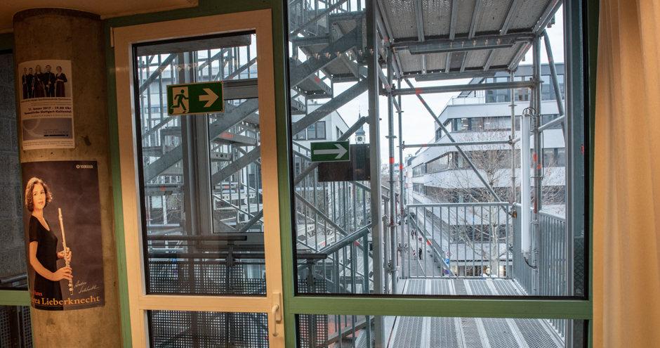 "Das Gestaltungskonzept basiert auf Offenheit und Kommunikationsfreude", sagte Architekt Horst Haug über das von ihm entworfene Gebäude. Fotos: Jens Volle